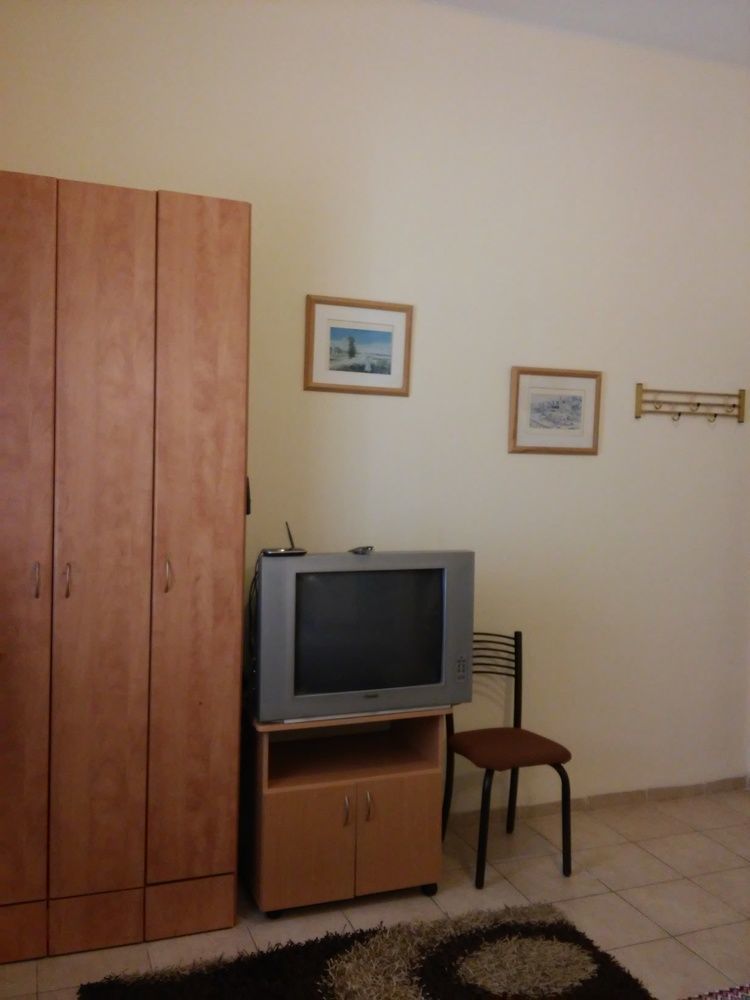 Guest House Orlihome Хайфа Екстериор снимка
