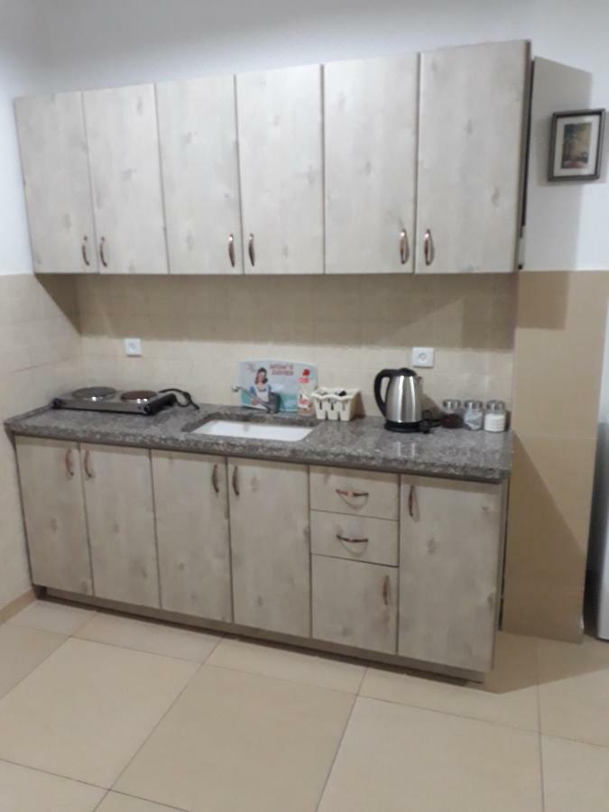 Guest House Orlihome Хайфа Екстериор снимка