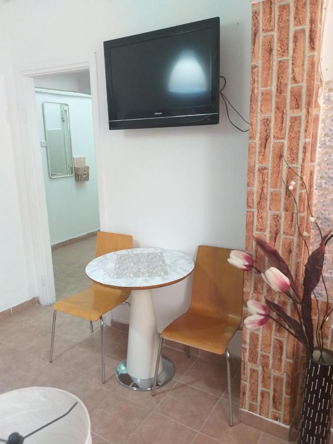 Guest House Orlihome Хайфа Екстериор снимка
